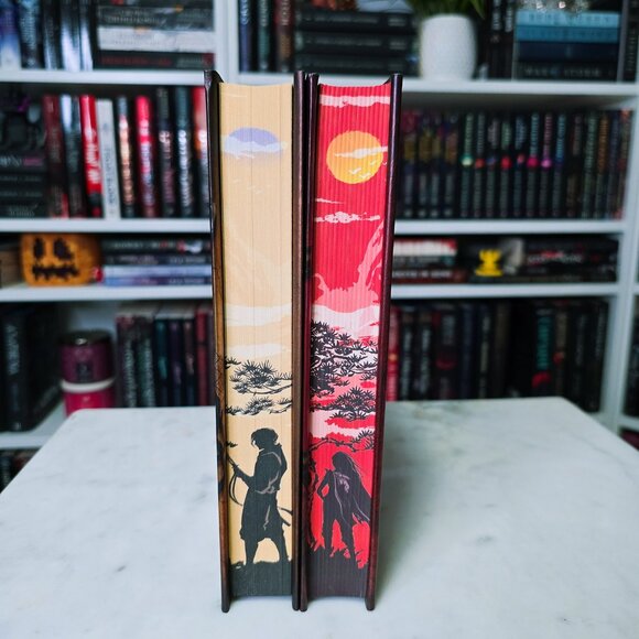 MAI CORLAND - Five Broken Blades & Four Ruined Realms (HARDCOVER) - Picture 5 of 6